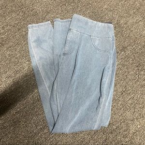 Light-Wash Jeggings